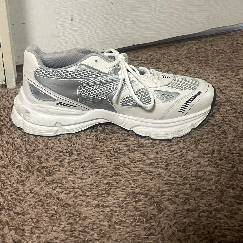 Axel Arigato Marathon Runner Sneakers - Picture 8 of 11